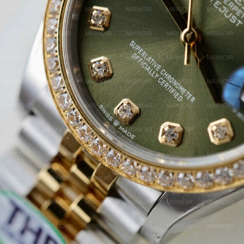 Dong-Ho-Rolex-DateJust-Mat-Xanh-La-Cay-Replica-11-Ma-Vang-Hong-Vien-Dinh-Da-THB-31mm-7-1024x1024.jpg