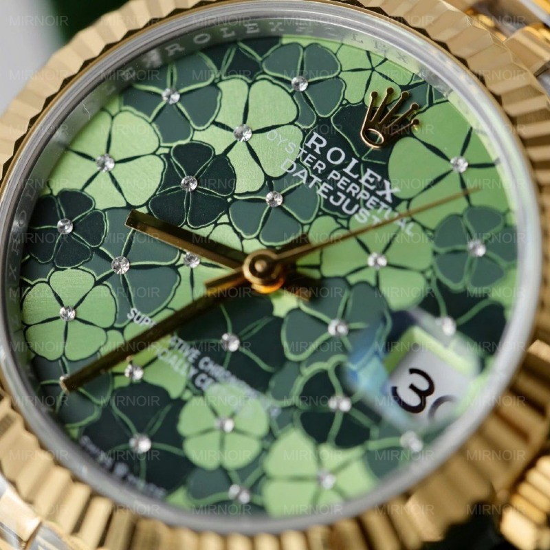 Dong-Ho-Rolex-DateJust-Replica-11-Nu-Mat-Hoa-Mau-Xanh-La-Cay-Xuong-THB-31mm-3-1024x1024.jpg