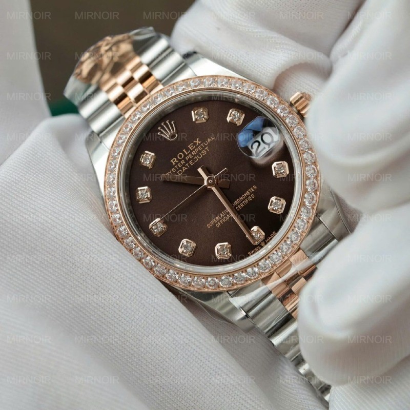 Dong-Ho-Rolex-Nu-DateJust-Replica-1-1-Mat-Chocolate-Vien-Dinh-Da-Xuong-THB-31mm-3-1024x1024.jpg