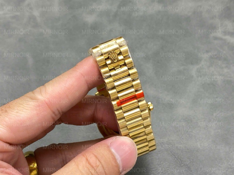 Dong-Ho-Rolex-Day-Date-128238-Che-Tac-Mat-So-Puzzle-Emoji-Jigsaw-Motif-36mm-3.jpg