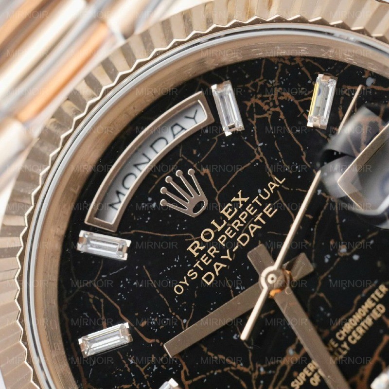 Dong-Ho-Rolex-Day-Date-Mat-Nham-Thach-Che-Tac-Boc-Vang-That-Xuong-QF-40mm-5-1024x1024.jpg