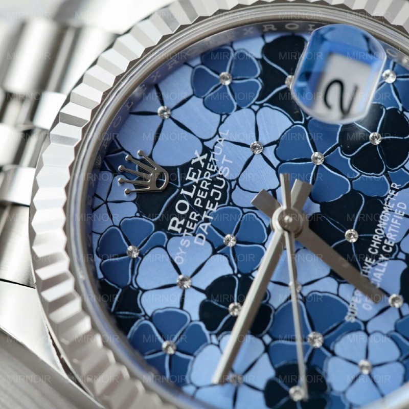Dong-Ho-Rolex-DateJust-Replica-11-Nu-Mat-Hoa-Mau-Xanh-Blue-Xuong-THB-31mm-1-1024x1024.jpg