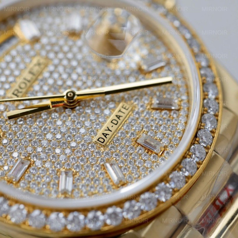 Dong-Ho-Rolex-Day-Date-Che-Tac-Boc-Vang-18K-Dinh-Moissanite-Trong-Luong-159Gram-QF-36mm-5-1024x1024.jpg