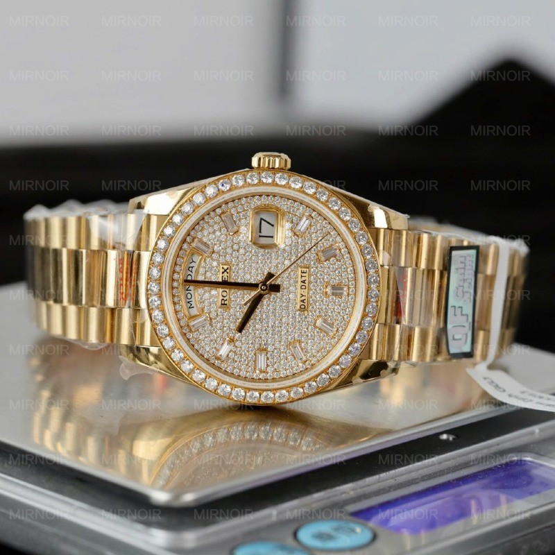 Dong-Ho-Rolex-Day-Date-Che-Tac-Boc-Vang-18K-Dinh-Moissanite-Trong-Luong-159Gram-QF-36mm-9-1024x1024.jpg
