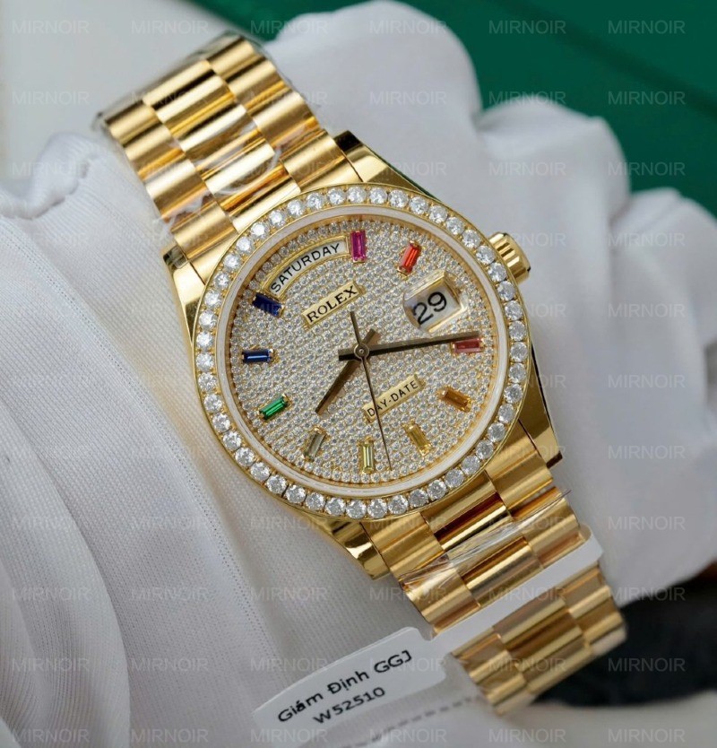 Dong-Ho-Rolex-Che-Tac-Day-Date-Boc-Vang-18K-Do-Kim-Cuong-Moissanite-GMF-36mm-4-983x1024.jpg