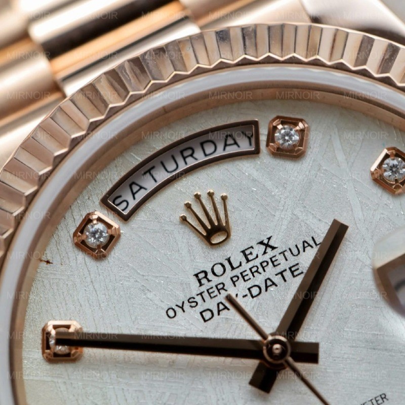 Dong-Ho-Rolex-Day-Date-Che-Tac-Boc-Vang-Hong-Mat-Thien-Thach-Coc-So-Moissanite-40mm-8-1024x1024.jpg