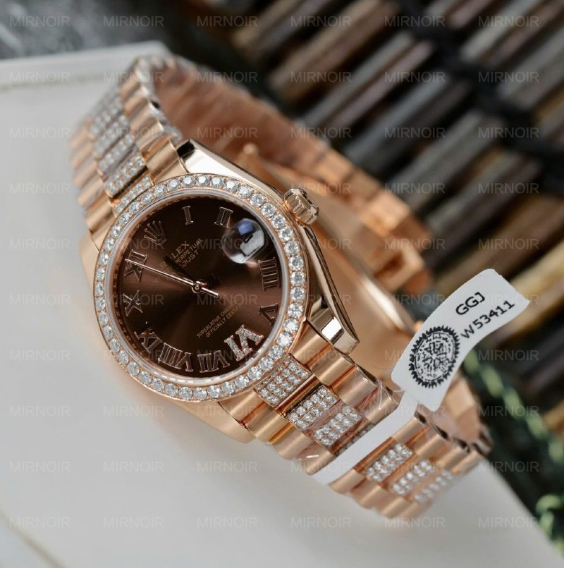 Dong-Ho-Rolex-DateJust-Nu-Mat-Chocolate-Che-Tac-Boc-Vang-Dinh-Moissanite-31mm-4-1017x1024.jpg