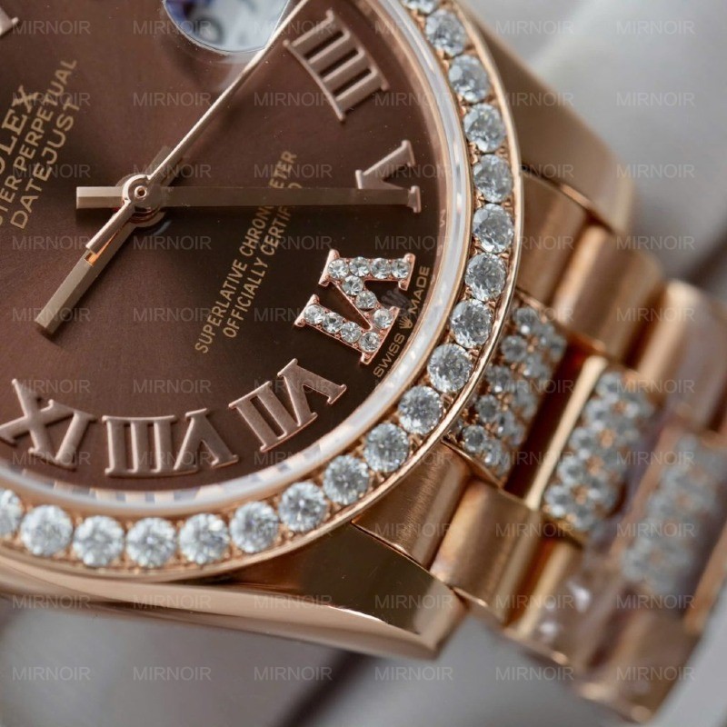 Dong-Ho-Rolex-DateJust-Nu-Mat-Chocolate-Che-Tac-Boc-Vang-Dinh-Moissanite-31mm-7-1024x1024.jpg