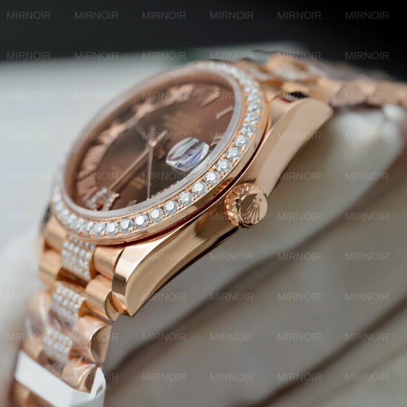 Dong-Ho-Rolex-DateJust-Nu-Mat-Chocolate-Che-Tac-Boc-Vang-Dinh-Moissanite-31mm-8-1024x1024.jpg