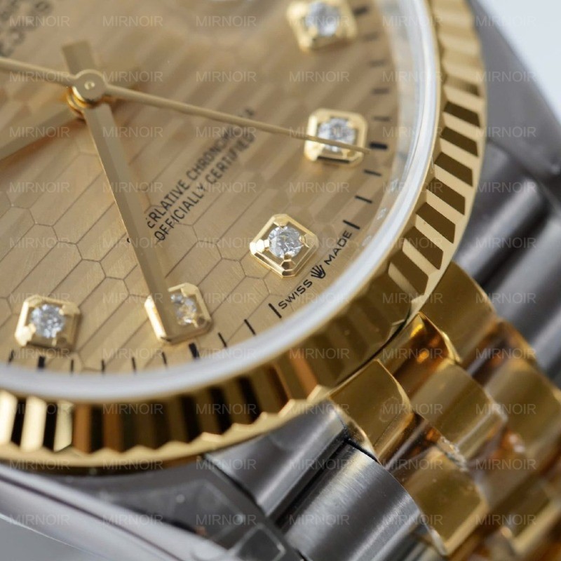 Dong-Ho-Rolex-DateJust-126231-Mau-Demi-Mat-Xep-Gach-Mau-Vang-Xuong-VS-36mm-2-1024x1024.jpg