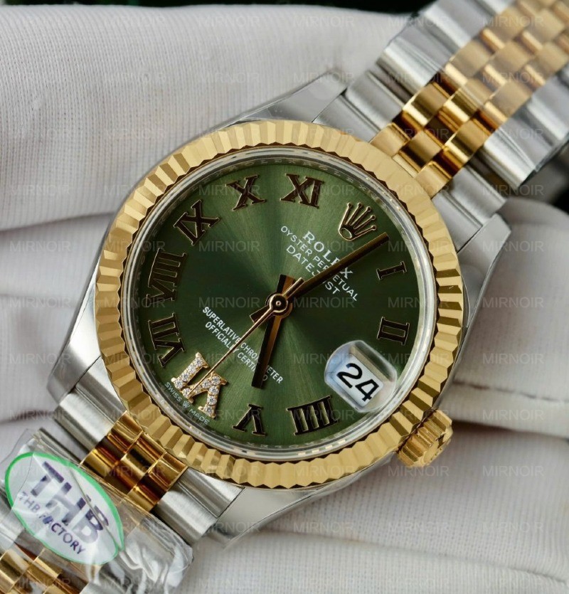 Dong-Ho-Rolex-DateJust-Replica-Cao-Cap-Mat-Xanh-La-Cay-Day-Jubilee-Xuong-THB-31mm-2-982x1024.jpg
