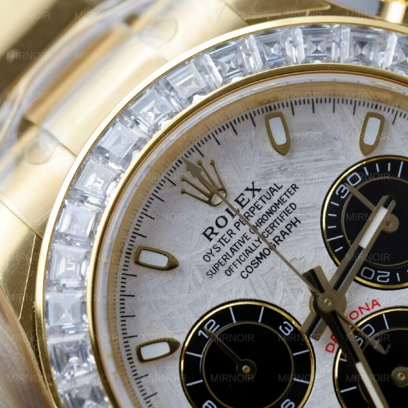 Dong-Ho-Rolex-Daytona-Mat-Thien-Thach-Che-Tac-Boc-Vang-That-Dinh-Kim-Cuong-Nhan-Tao-Baguette-40mm-6-1024x1024.jpg