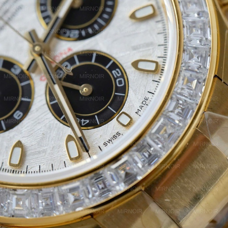 Dong-Ho-Rolex-Daytona-Mat-Thien-Thach-Che-Tac-Boc-Vang-That-Dinh-Kim-Cuong-Nhan-Tao-Baguette-40mm-8-1024x1024.jpg