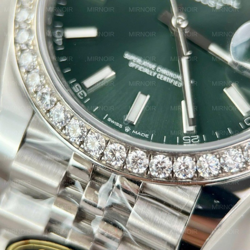 Dong-Ho-Rolex-DateJust-Mat-Xanh-La-Cay-Che-Tac-Vien-Dinh-Kim-Cuong-Nhan-Tao-41mm-6-1024x1024.jpg