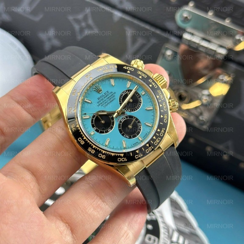 Dong-Ho-Rolex-Cosmograph-Daytona-126518LN-Replica-11-Mat-Xanh-Ngoc-Lam-Xuong-THB-40mm-4-1024x1024.jpg