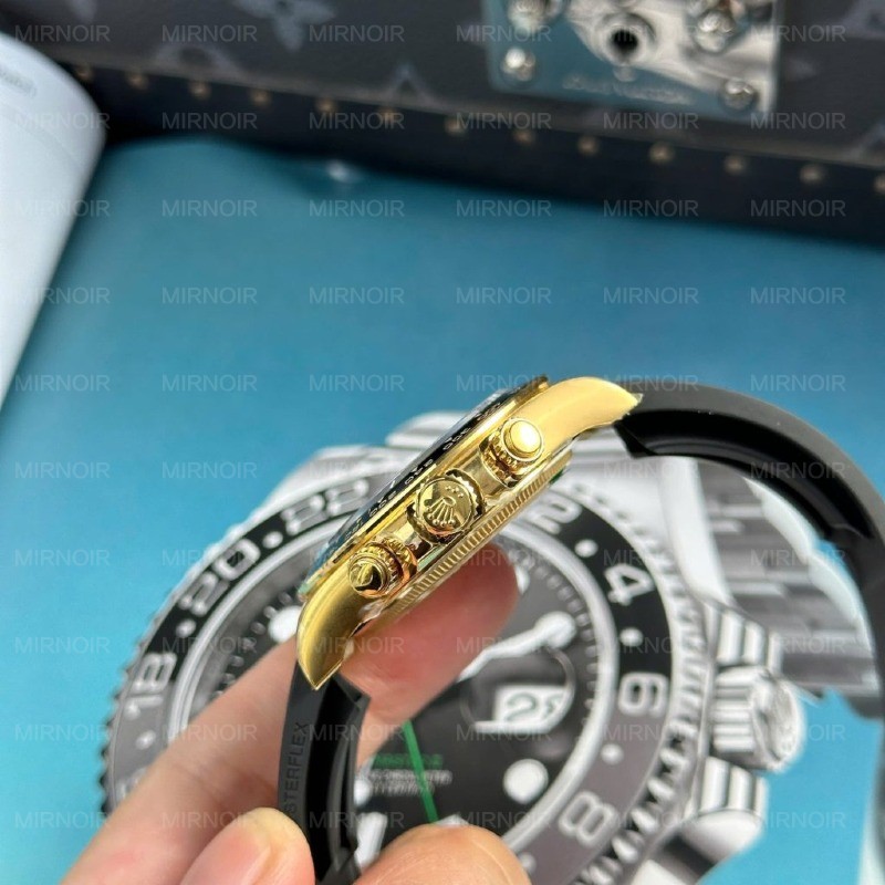Dong-Ho-Rolex-Cosmograph-Daytona-126518LN-Replica-11-Mat-Xanh-Ngoc-Lam-Xuong-THB-40mm-9-1024x1024.jpg