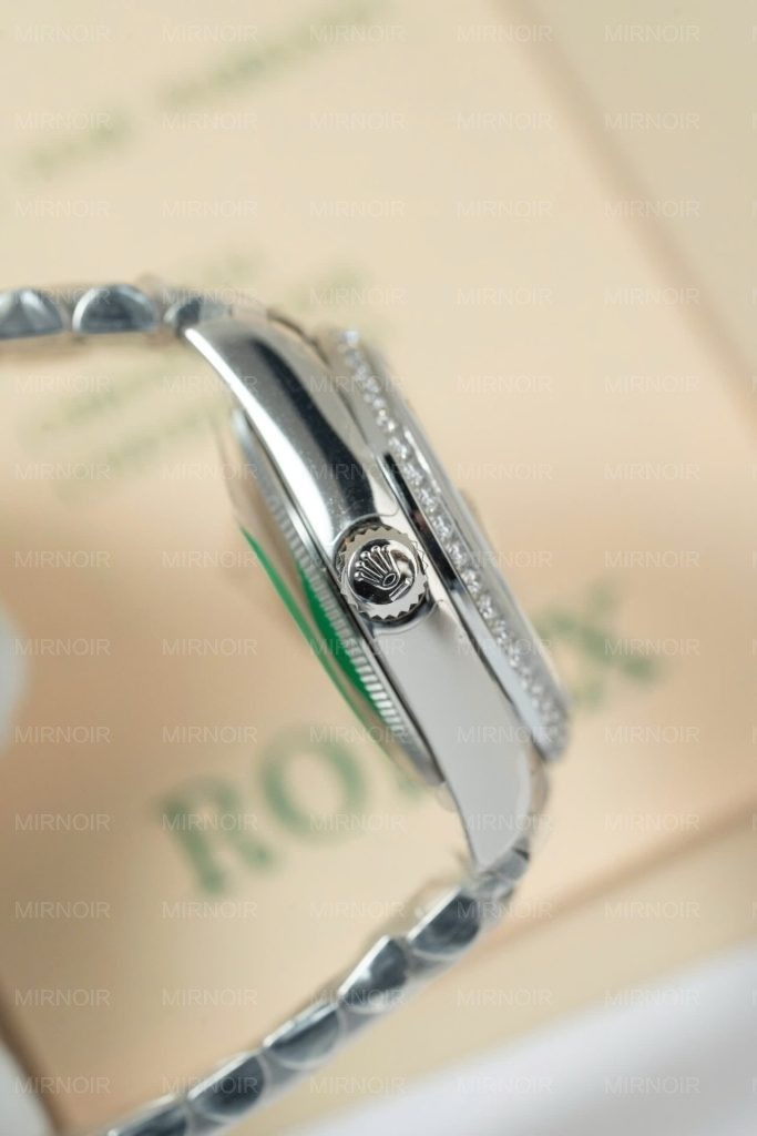 Dong-Ho-Rolex-DateJust-Lady-Replica-Cao-Cap-Mat-Xam-Coc-So-Dinh-Da-31mm-12-683x1024.jpg