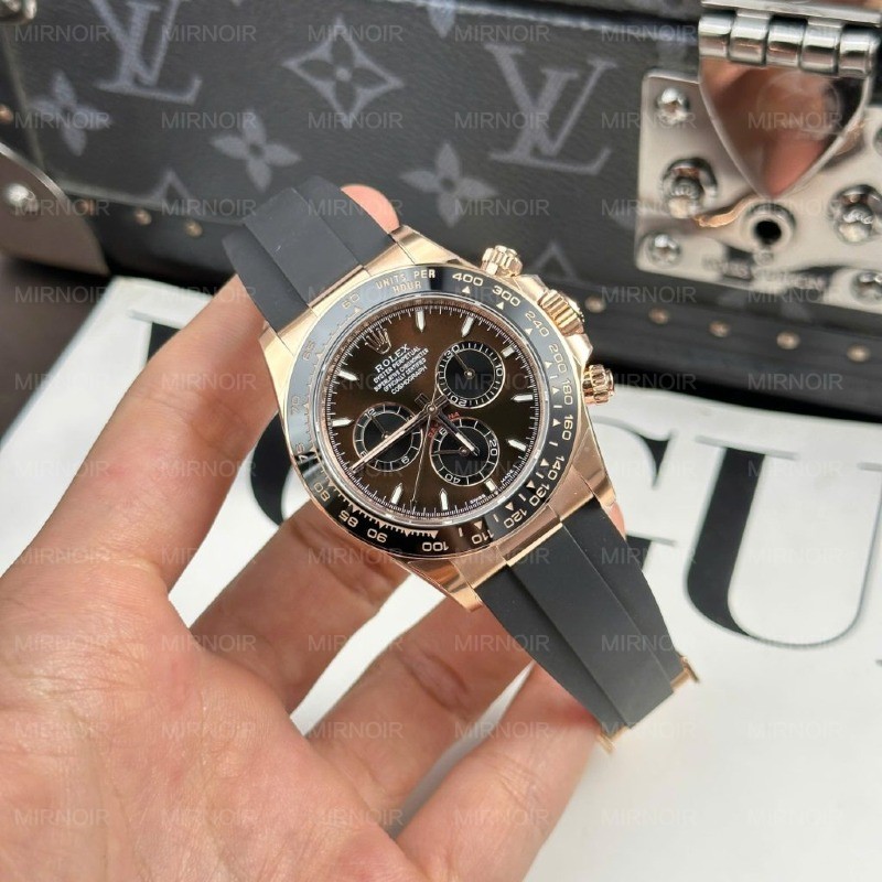 Dong-Ho-Rolex-Cosmograph-Daytona-126515-Fake-11-Mat-Chocolate-Day-Cao-Su-THB-40mm-1-1024x1024.jpg