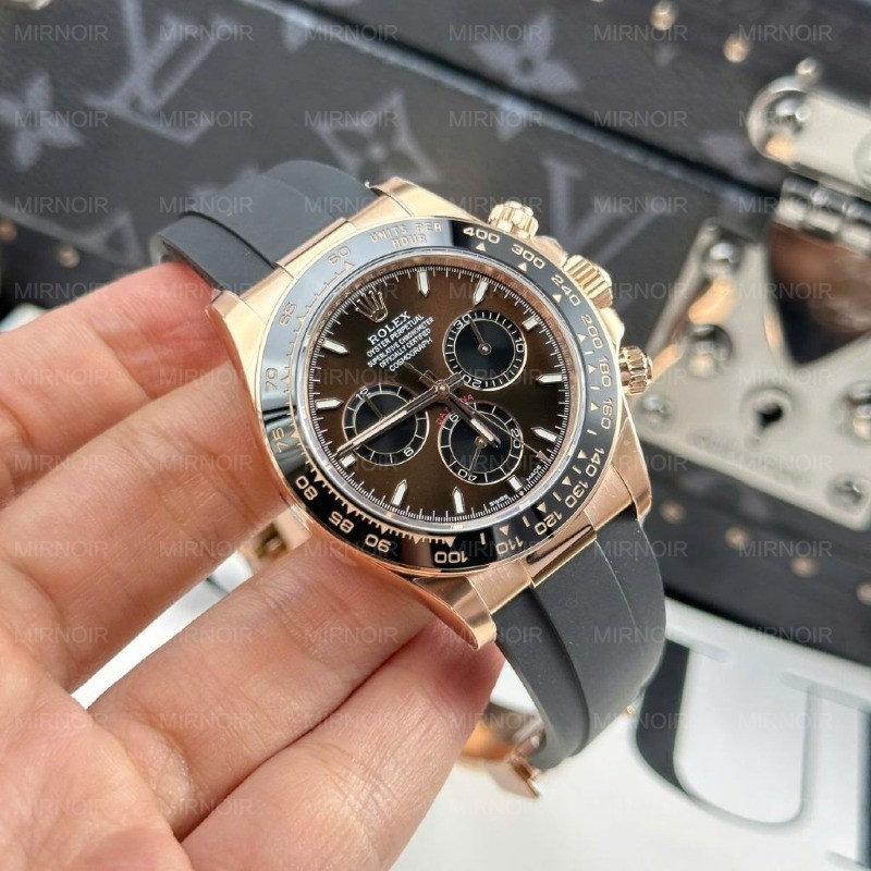 Dong-Ho-Rolex-Cosmograph-Daytona-126515-Fake-11-Mat-Chocolate-Day-Cao-Su-THB-40mm-4-1024x1024.jpg