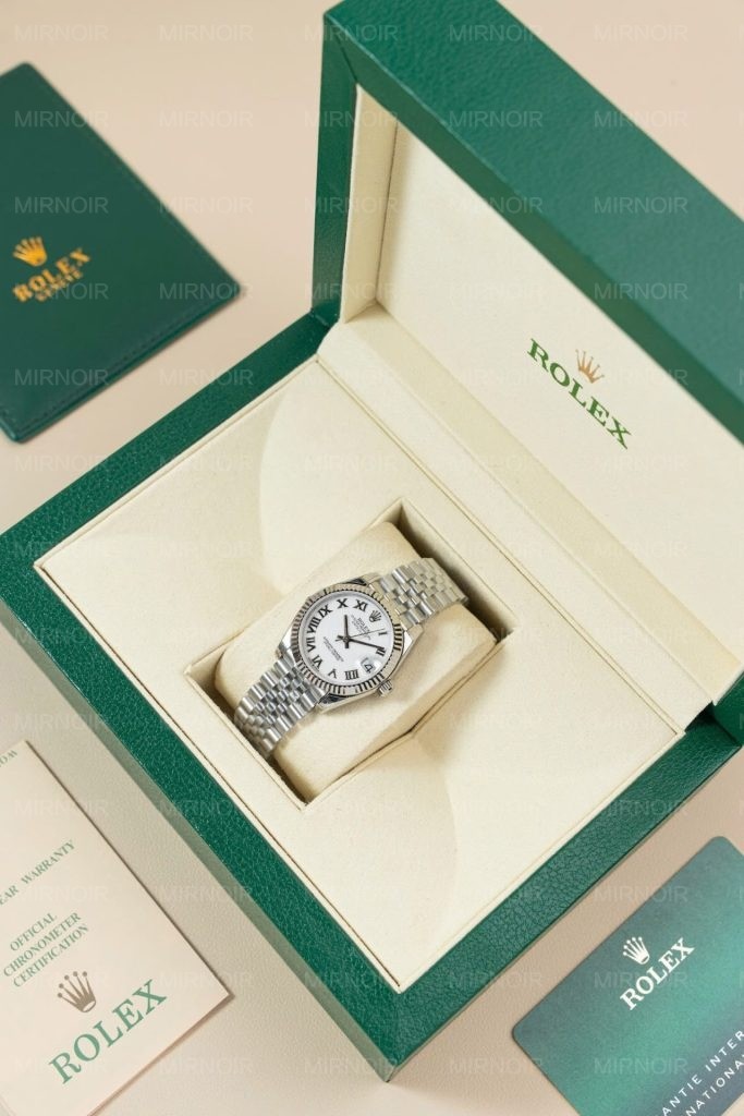 Dong-Ho-Rolex-DateJust-Lady-Fake-11-Mat-Trang-Coc-So-La-Ma-31mm-1-683x1024.jpg
