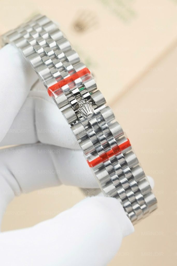 Dong-Ho-Rolex-DateJust-Lady-Fake-11-Mat-Trang-Coc-So-La-Ma-31mm-7-683x1024.jpg