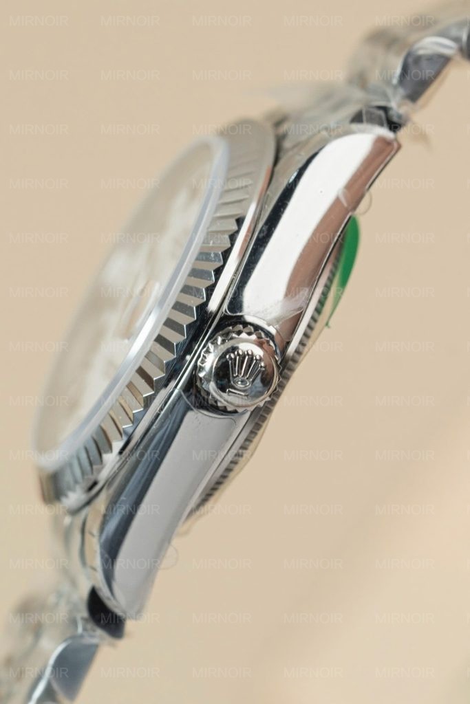 Dong-Ho-Rolex-DateJust-Lady-Fake-11-Mat-Trang-Coc-So-La-Ma-31mm-9-683x1024.jpg