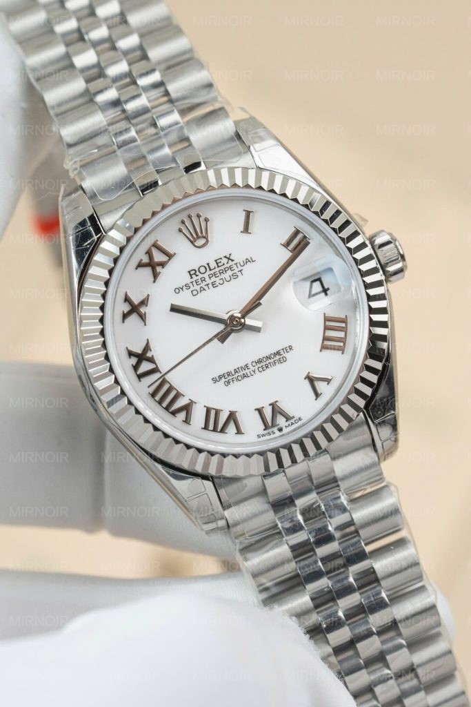 Dong-Ho-Rolex-DateJust-Lady-Fake-11-Mat-Trang-Coc-So-La-Ma-31mm-10-683x1024.jpg