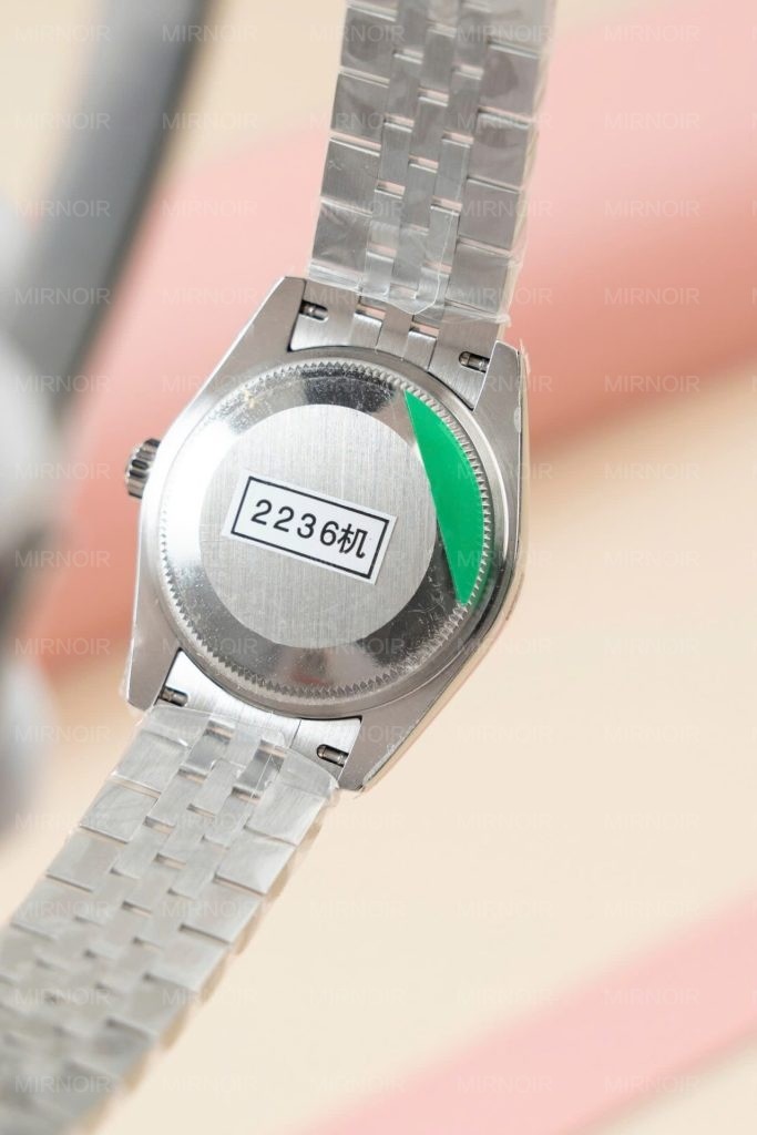 Dong-Ho-Rolex-DateJust-Lady-Replica-11-Mat-Hong-Coc-So-Dinh-Da-31mm-2-683x1024.jpg