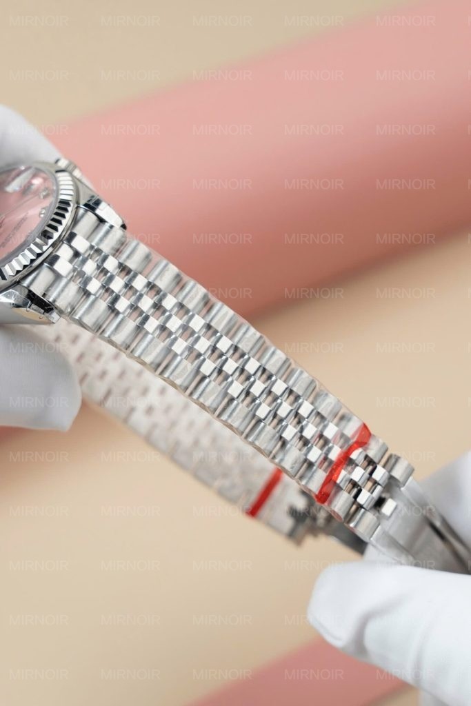 Dong-Ho-Rolex-DateJust-Lady-Replica-11-Mat-Hong-Coc-So-Dinh-Da-31mm-3-683x1024.jpg