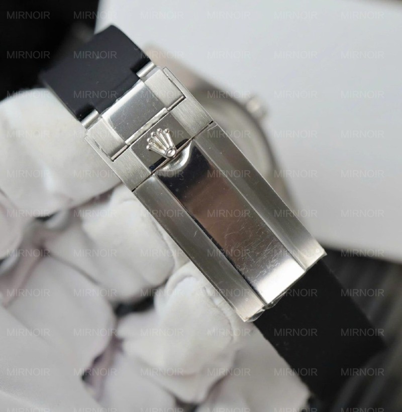 Dong-Ho-Rolex-DateJust-Fake-11-Dinh-Da-7-Mau-Day-Cao-Su-41mm-1-999x1024.jpg