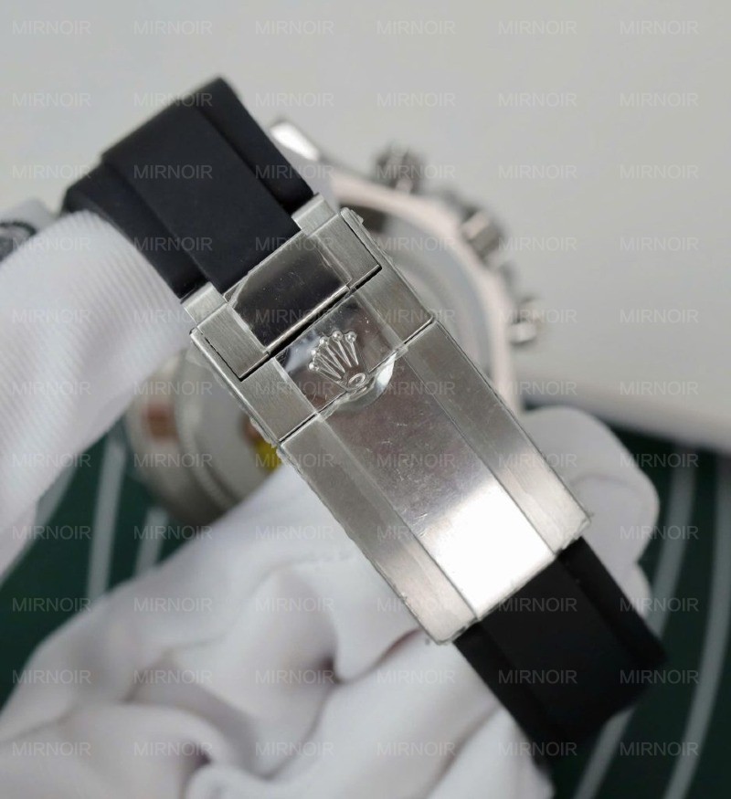 Dong-Ho-Rolex-Daytona-Che-Tac-Mat-MOP-Coc-So-Vanh-Do-Kim-Cuong-Moissanite-40mm-8-937x1024.jpg