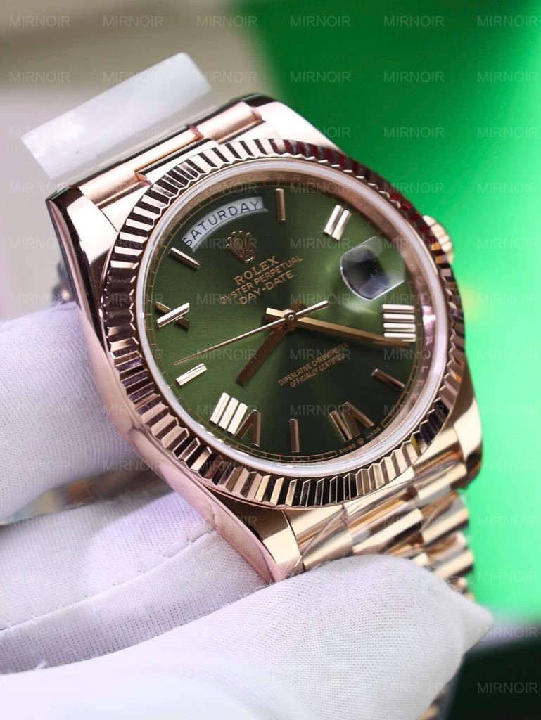 Dong-Ho-Rolex-Day-Date-Mat-Xanh-La-Cay-Che-Tac-Boc-Vang-That-Trong-Luong-186Gram-QF-40mm-8-769x1024.jpg