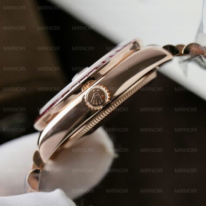 Dong-Ho-Rolex-DateJust-Nu-Che-Tac-Boc-Vang-That-Ruby-Baguette-Moissanite-31mm-1-1024x1024.jpg