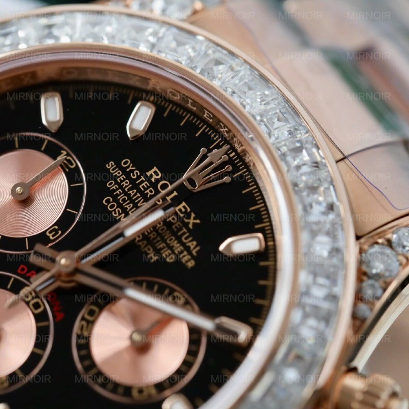 Dong-Ho-Rolex-Daytona-Mat-Den-Che-Tac-Boc-Vang-Dinh-Kim-Cuong-Moissanite-Baguette-40mm-5-1024x1024.jpg