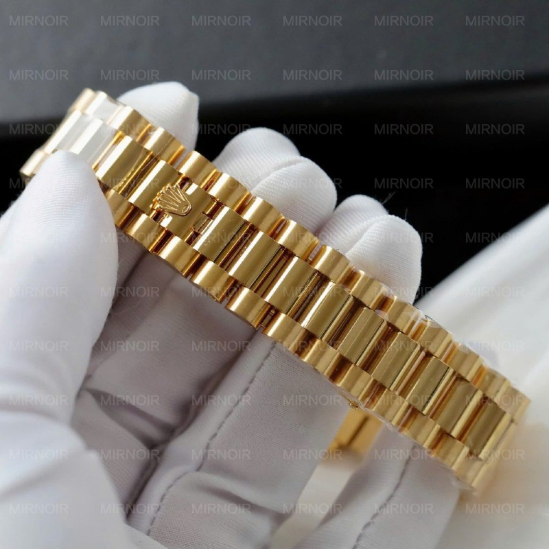 Dong-Ho-Rolex-Day-Date-Mat-Xanh-La-Cay-Che-Tac-Boc-Vang-That-Dinh-Moissanite-Hong-Kong-36mm-1-1024x1024.jpg
