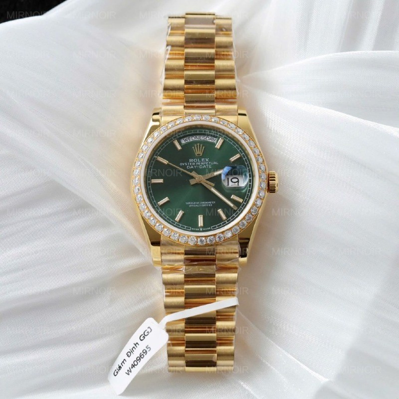 Dong-Ho-Rolex-Day-Date-Mat-Xanh-La-Cay-Che-Tac-Boc-Vang-That-Dinh-Moissanite-Hong-Kong-36mm-2-1024x1024.jpg