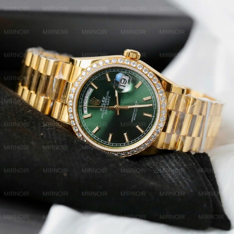 Dong-Ho-Rolex-Day-Date-Mat-Xanh-La-Cay-Che-Tac-Boc-Vang-That-Dinh-Moissanite-Hong-Kong-36mm-4-1024x1024.jpg