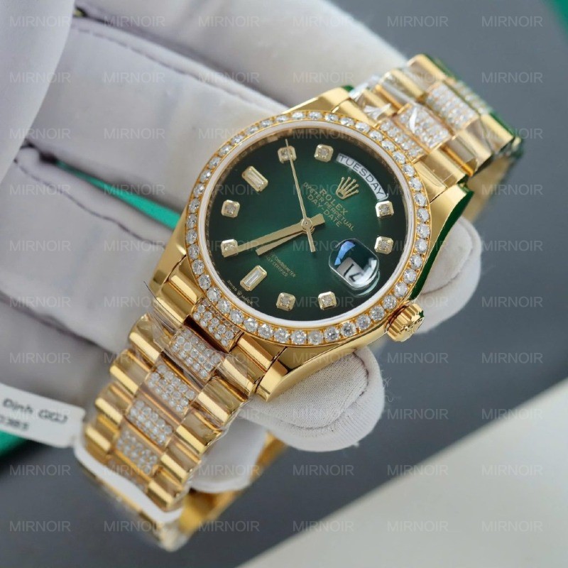 Dong-Ho-Rolex-Day-Date-Che-Tac-Mat-Xanh-Ombre-Boc-Vang-That-Dinh-Kim-Cuong-Moissanite-36mm-3-1024x1024.jpg
