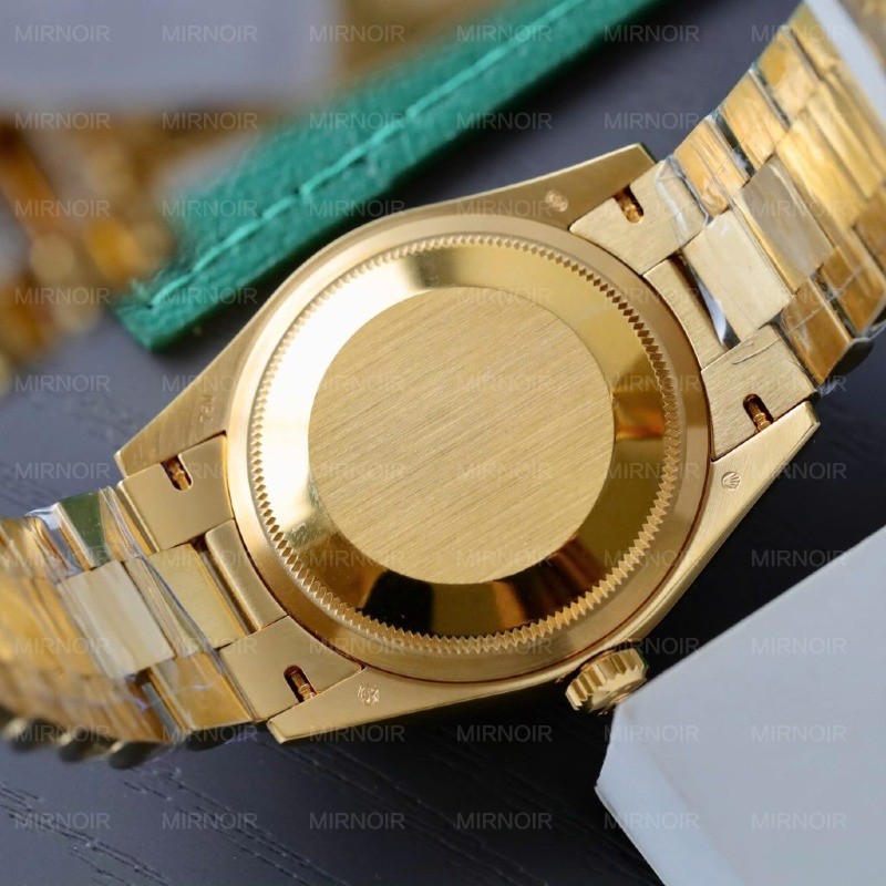 Dong-Ho-Rolex-Day-Date-Che-Tac-Mat-Xanh-Ombre-Boc-Vang-That-Dinh-Kim-Cuong-Moissanite-36mm-8-1024x1024.jpg