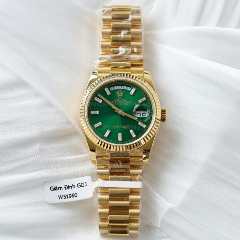 Dong-Ho-Rolex-Day-Date-Che-Tac-Mat-Xanh-La-Cay-Trong-Luong-160gram-Boc-Vang-That-36mm-2-1024x1024.jpg