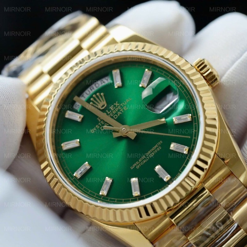 Dong-Ho-Rolex-Day-Date-Che-Tac-Mat-Xanh-La-Cay-Trong-Luong-160gram-Boc-Vang-That-36mm-5-1024x1024.jpg