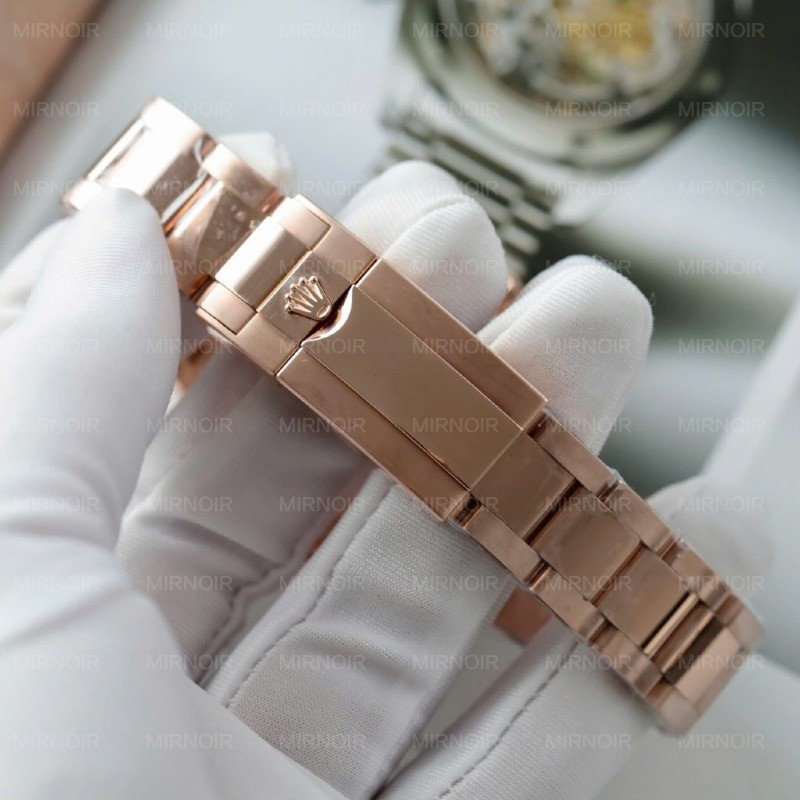 Dong-Ho-Rolex-Daytona-Che-Tac-Boc-Vang-That-Bo-Chuyen-Dong-Calibre-4131-40mm-1-1024x1024.jpg