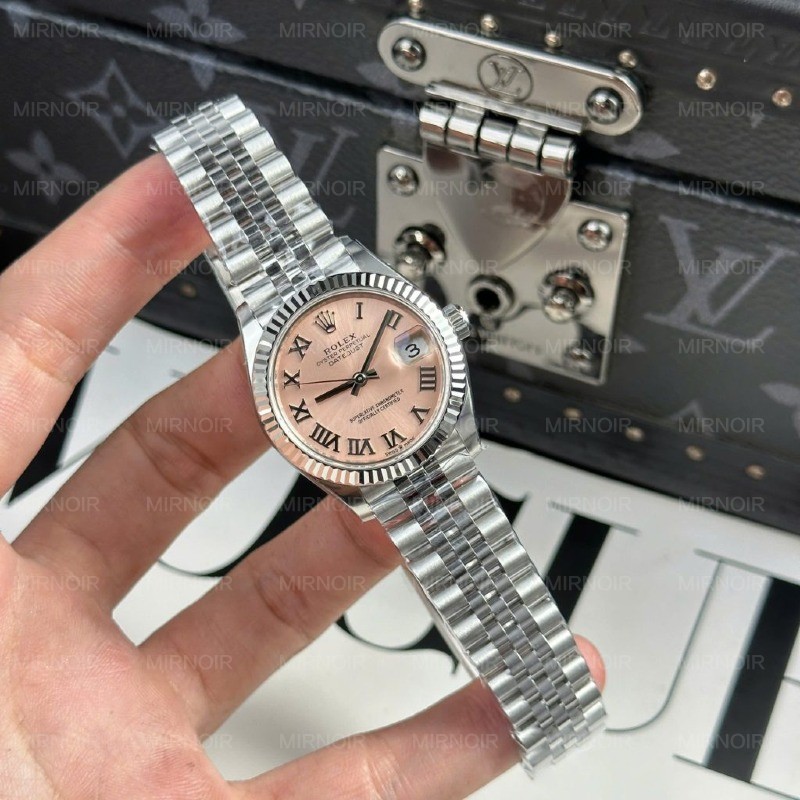 Dong-Ho-Rolex-DateJust-Rep-11-Cao-Cap-Mat-Hong-Coc-So-La-Ma-Xuong-THB-31mm-1-1024x1024.jpg
