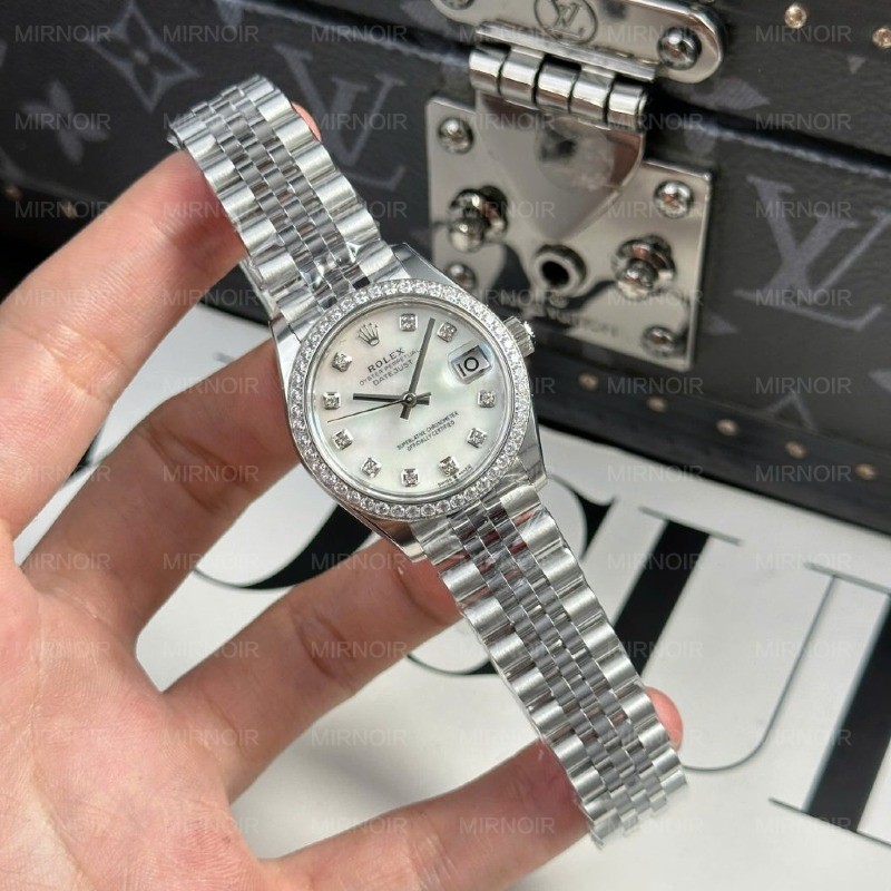 Dong-Ho-Rolex-Nu-Replica-11-DateJust-Mat-MOP-Vien-Dinh-Da-Nha-May-THB-31mm-1-1024x1024.jpg