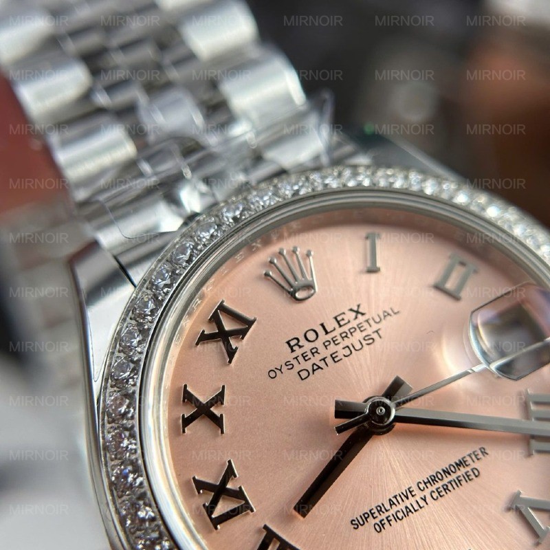 Dong-Ho-Nu-Rolex-DateJust-Replica-11-Mat-Hong-Vien-Dinh-Da-Nha-May-THB-31mm-5-1024x1024.jpg