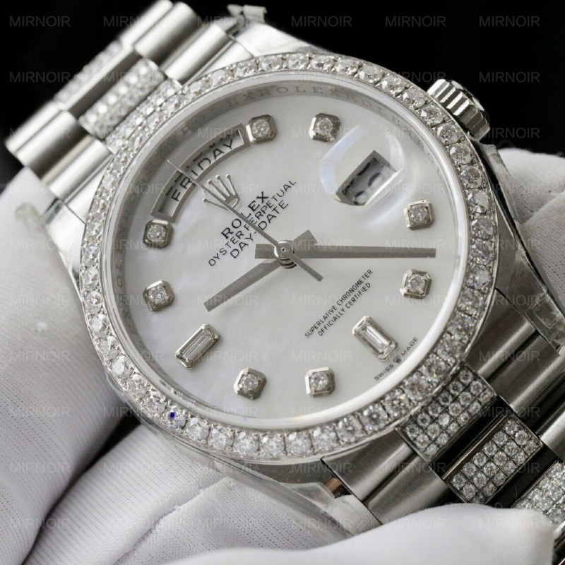 Dong-Ho-Rolex-Day-Date-Mat-MOP-Che-Tac-Dinh-Kim-Cuong-Moissanite-36mm-4-1024x1024.jpg