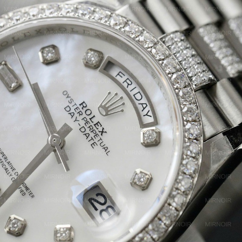 Dong-Ho-Rolex-Day-Date-Mat-MOP-Che-Tac-Dinh-Kim-Cuong-Moissanite-36mm-5-1024x1024.jpg