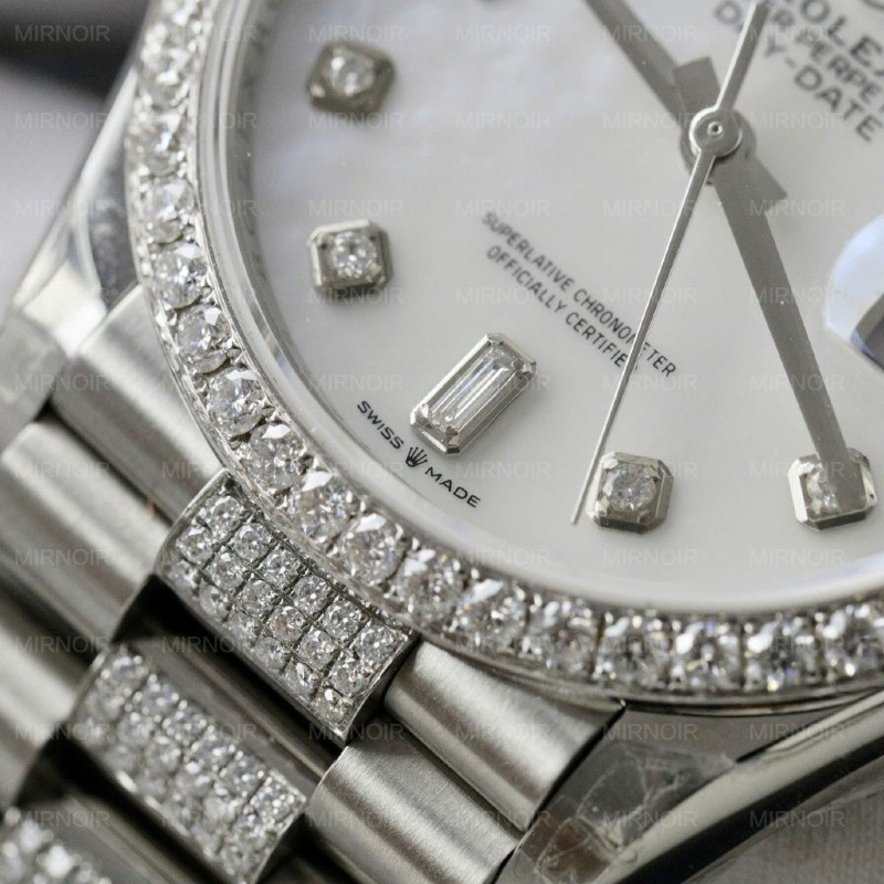 Dong-Ho-Rolex-Day-Date-Mat-MOP-Che-Tac-Dinh-Kim-Cuong-Moissanite-36mm-6-1024x1024.jpg