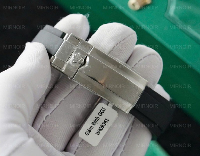 Dong-Ho-Rolex-Yacht-Master-Che-Tac-Full-Kim-Cuong-Moissanite-Day-Cao-Su-42mm-1-1024x801.jpg