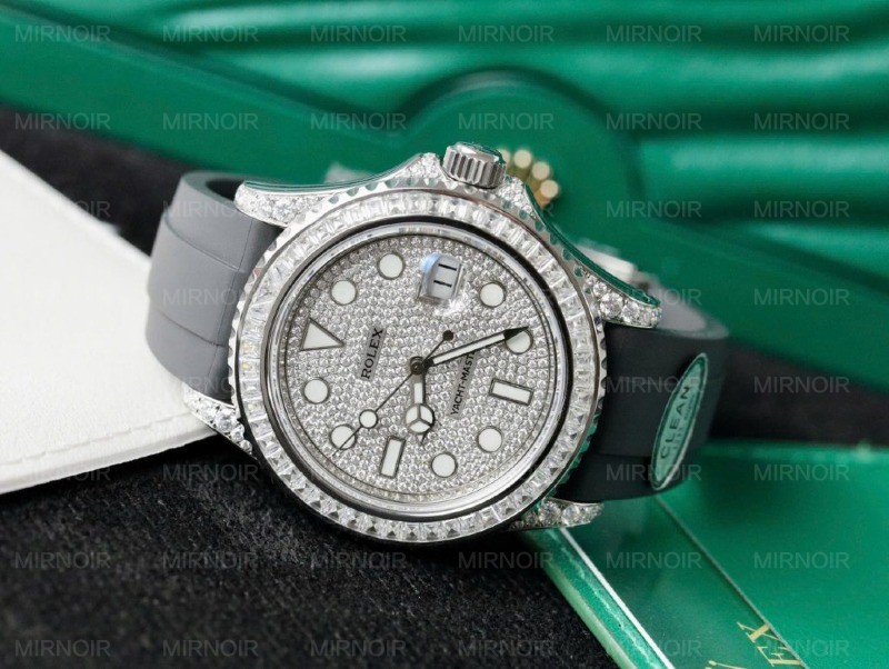 Dong-Ho-Rolex-Yacht-Master-Che-Tac-Full-Kim-Cuong-Moissanite-Day-Cao-Su-42mm-3-1024x770.jpg